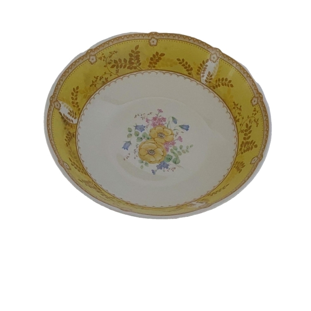 MIKASA HAMPTON COURT A7703 YELLOW VEGETABLE 9"‎ BOWL